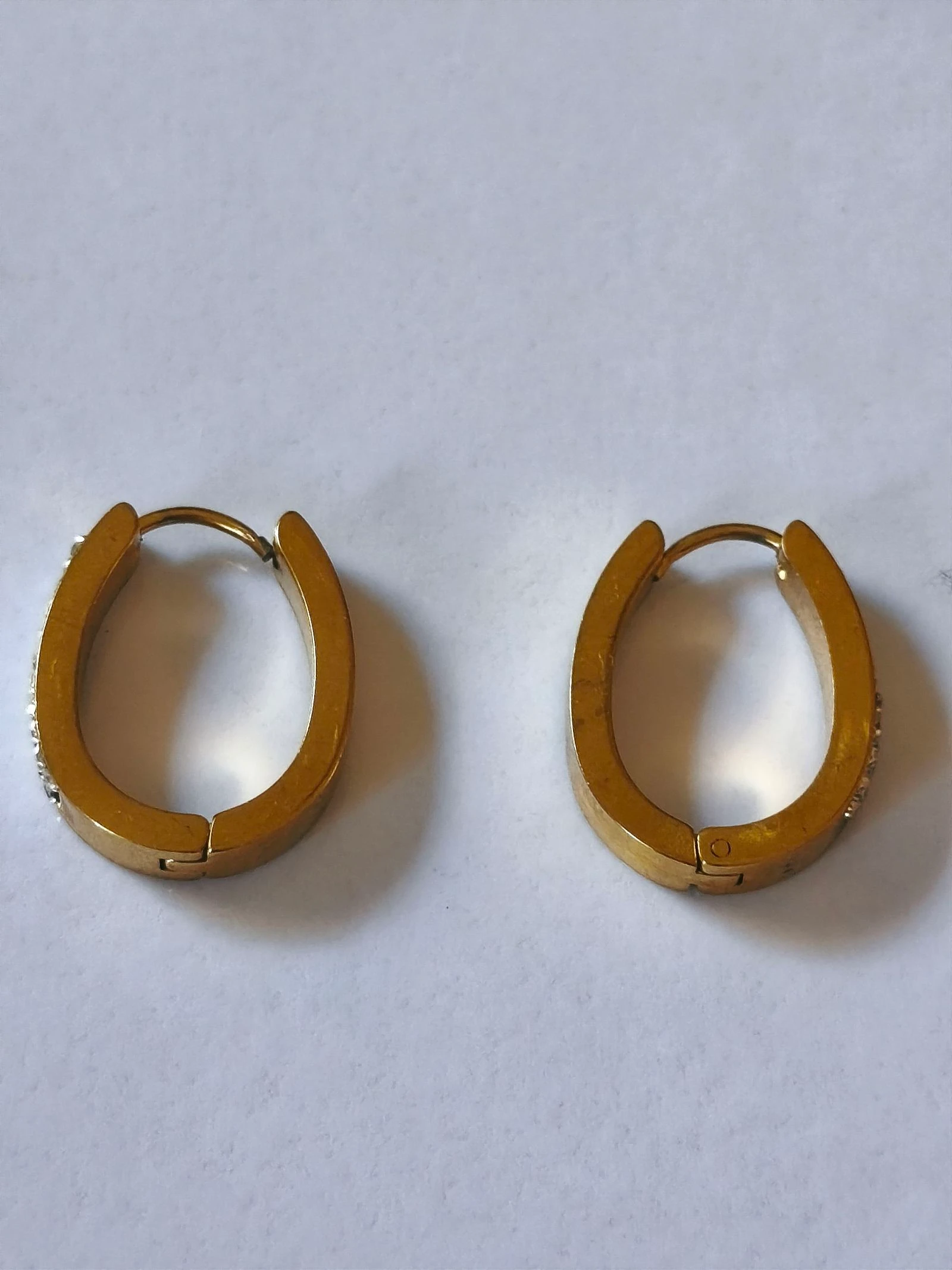 Par de pendientes acero inoxidable dorado con circonitas – photo 5